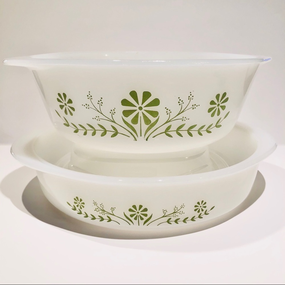 Vintage Glass bake Green Daisy Casserole Dish